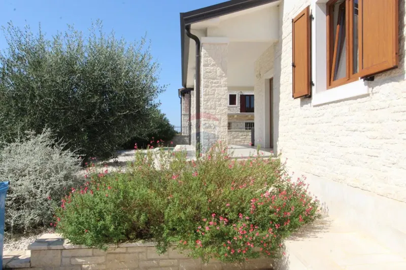 Villa Singola/Casa Vacanza Kaštelir, Kaštelir-Labinci, 170m2 – 2