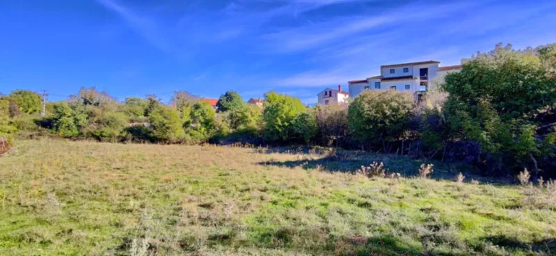 Vrbnik, dintorni, terreno edificabile in posizione tranquilla, IN VENDITA! – 2