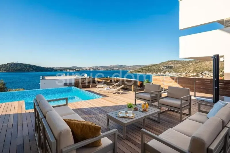 Fantastic villa with spectacular views, Rogoznica – 3