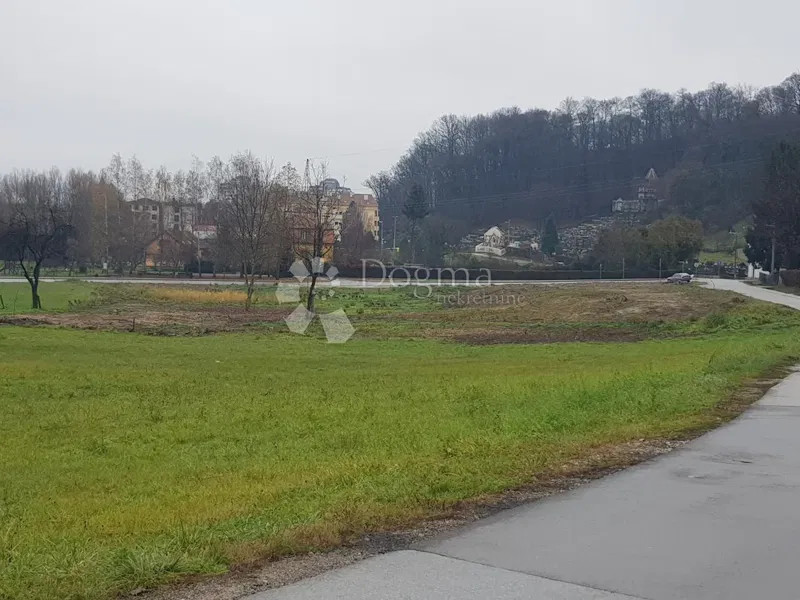 Земля Banija, Karlovac, 8.312m2