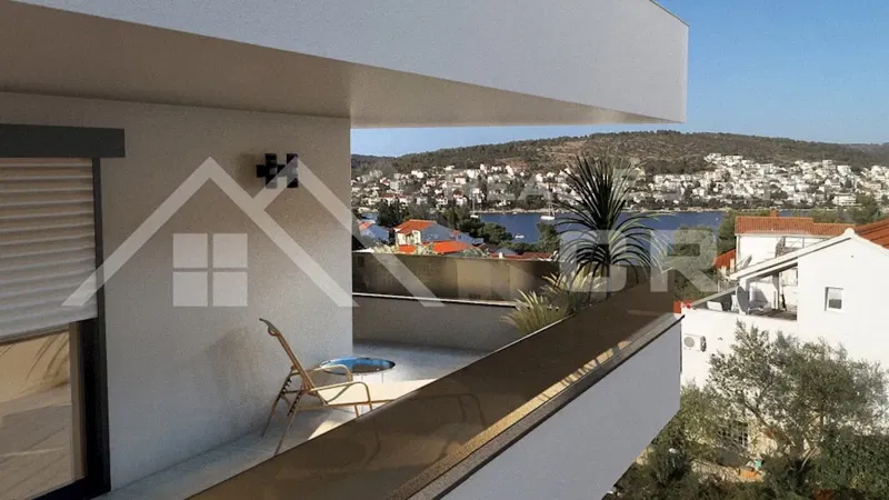Ciovo properties - Attractive three-bedroom apartment with a great location near the sea, for sale – 3