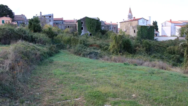 House Buje, 460m2 – 3
