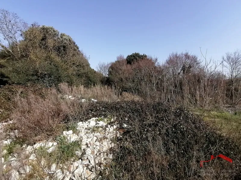 PULA- VELI VRH, TERRENO EDIFICABILE – 2