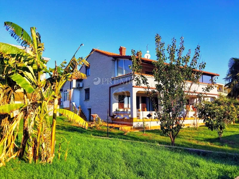 In der Nähe von Dobrinj, Einfamilienhaus, 100 m vom Meer entfernt! – 2