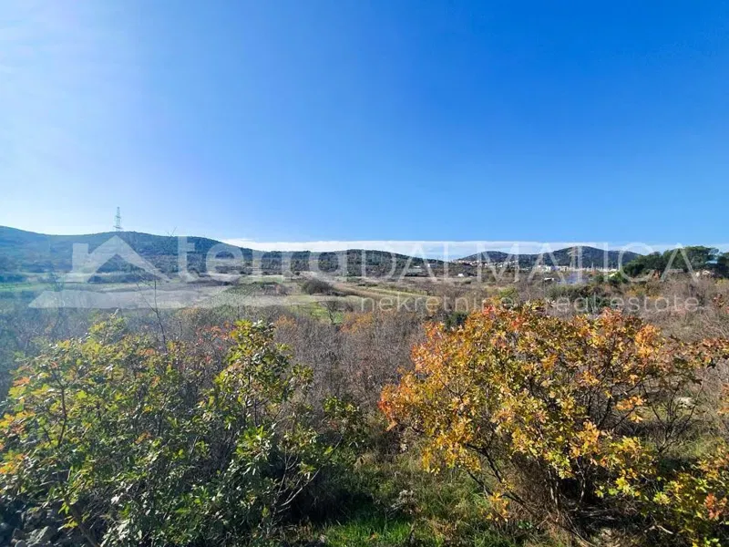 Building land in a beautiful location in the hinterland of Sibenik – 3