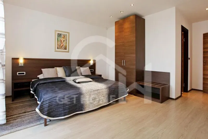 Luxury villa with pool on the island of Brac overlooking the sea – 3