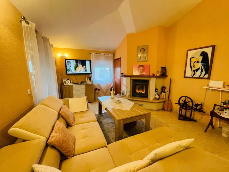 NOVIGRAD, spacious apartment with sea view – 3