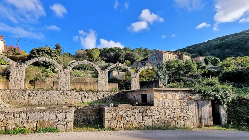 Terreno Hvar – 2