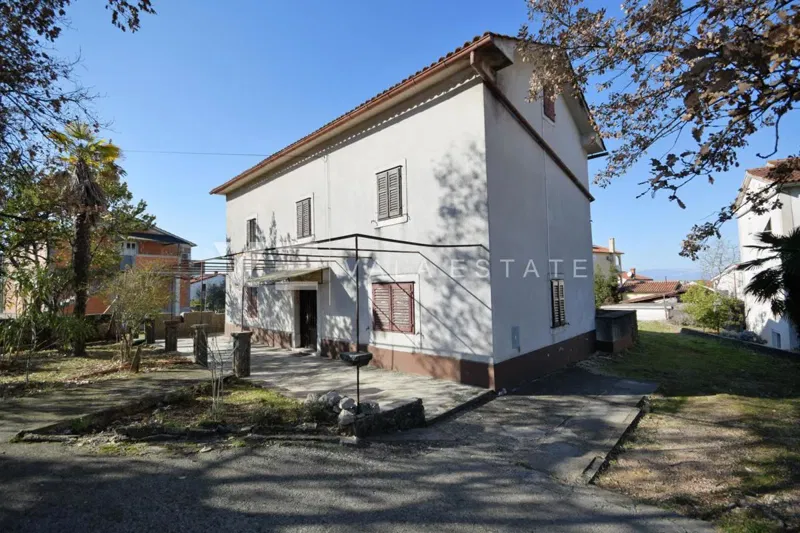 DETACHED OLD HOUSE WITH LARGE GARDEN NEAR THE SEA – 3