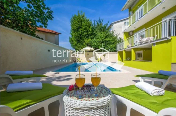 Pula, Valdabek - casa con piscina, giardino paesaggistico e garage – 2