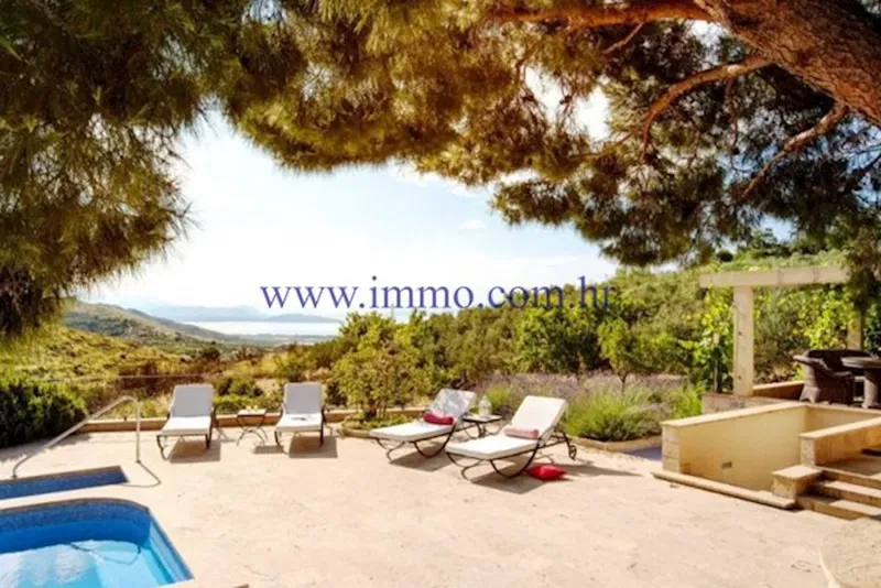 Dom Trogir – 3
