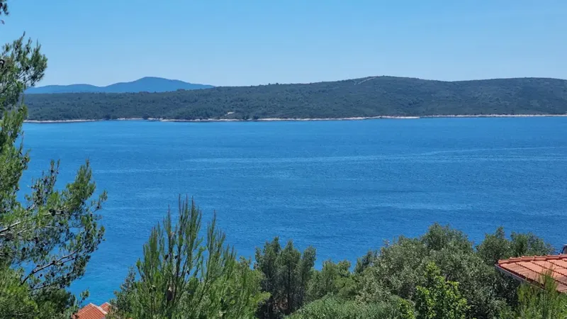 Hvar, Zavala - attractive building plot of 1.084 sqm with fantastic sea view – 3