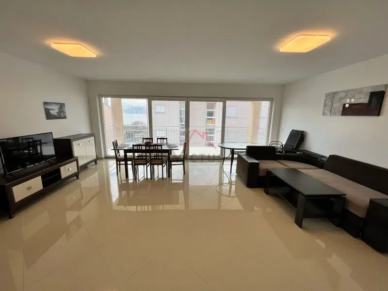 SMOKVICA, NOVI VINODOLSKI - Appartamento 2R + LR, a 150 m dal mare, 2° piano, terrazzo – 3