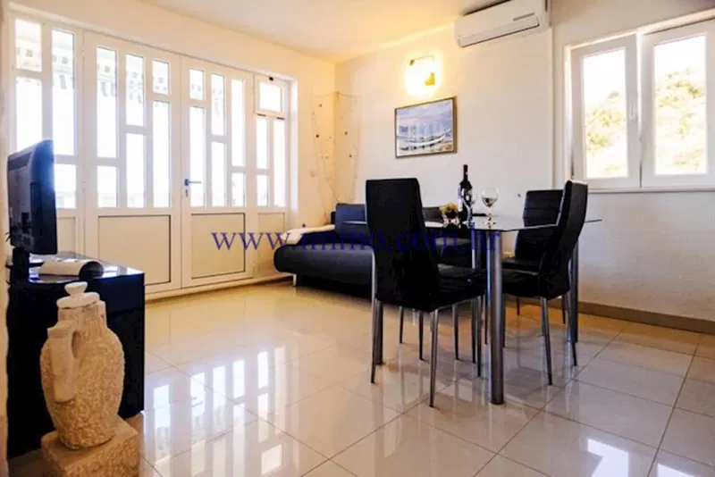 SPACIOUS VILLA WITH SEA VIEW NEAR ROGOZNICA – 3