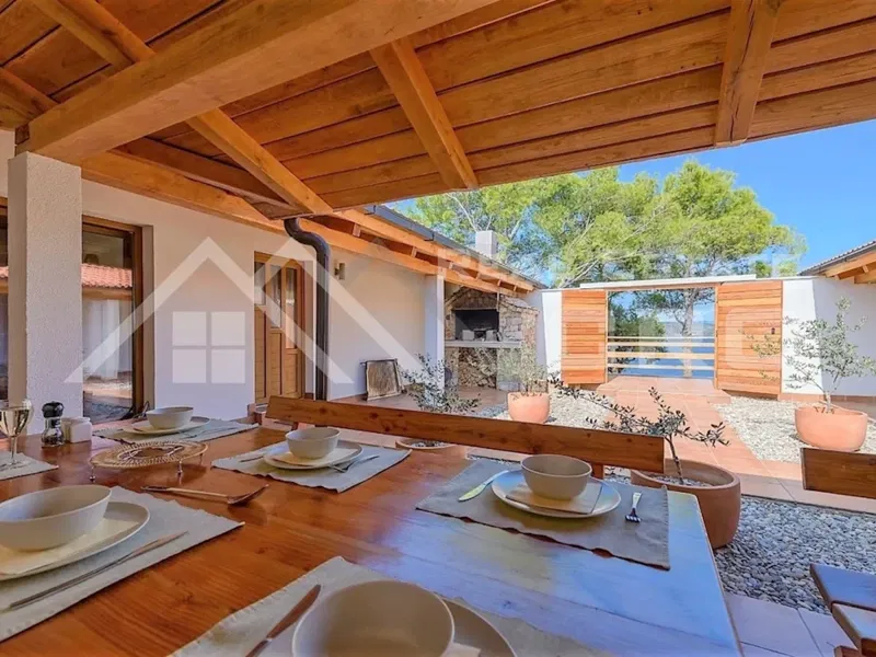 Trogir properties - House on a spacious plot, just above the sea and a quiet bay, in the middle of the Dalmatian archipelago, for sale – 3