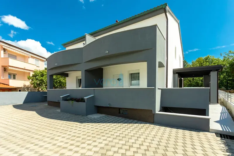 Uvala Soline, otok Krk, semi-detached house with pool 100 m from the sea, for sale – 3