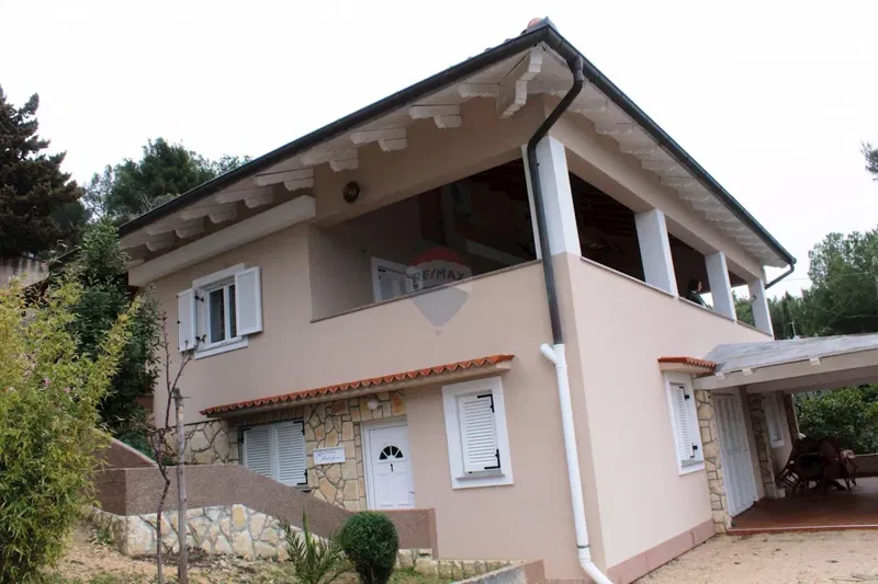 House Martinšćica, Cres, 200m2 – 3
