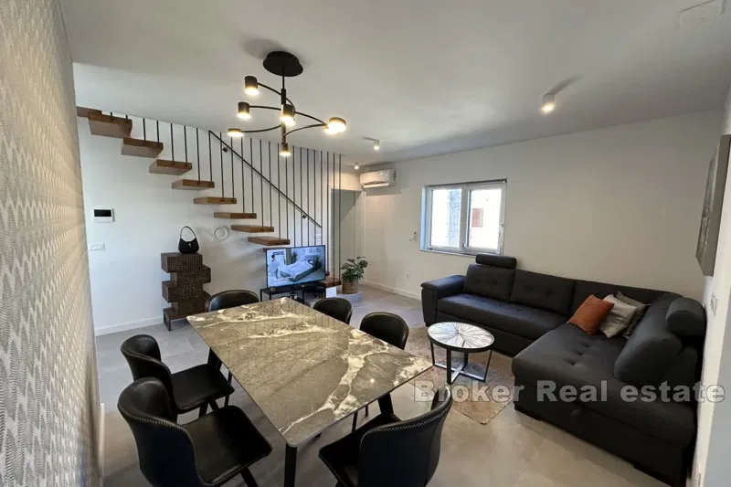 Appartamento duplex con terrazza sul tetto in una nuova costruzione – 3