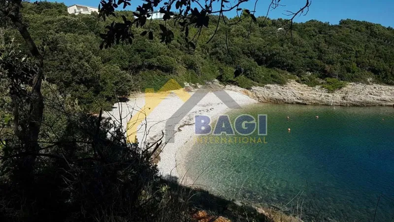 ISTRIA - PERUŠKI Weekend/agricultural land 50m from the sea – 2