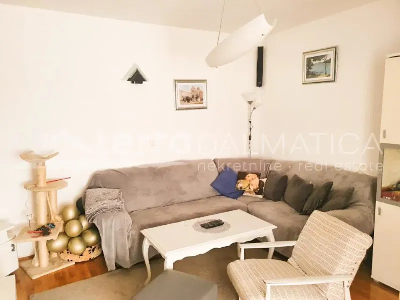 Podsolarsko, Šibenik - An attractive apartment with a yard for sale – 2