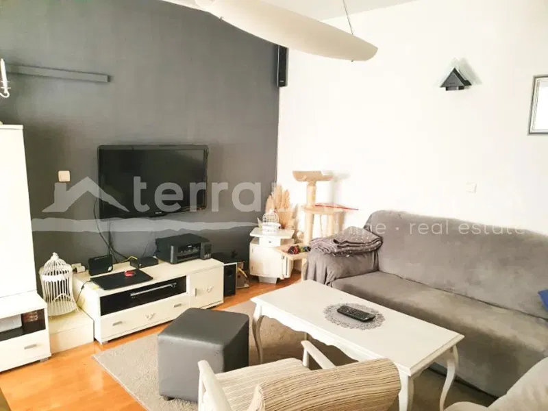 Podsolarsko, Šibenik - An attractive apartment with a yard for sale – 3