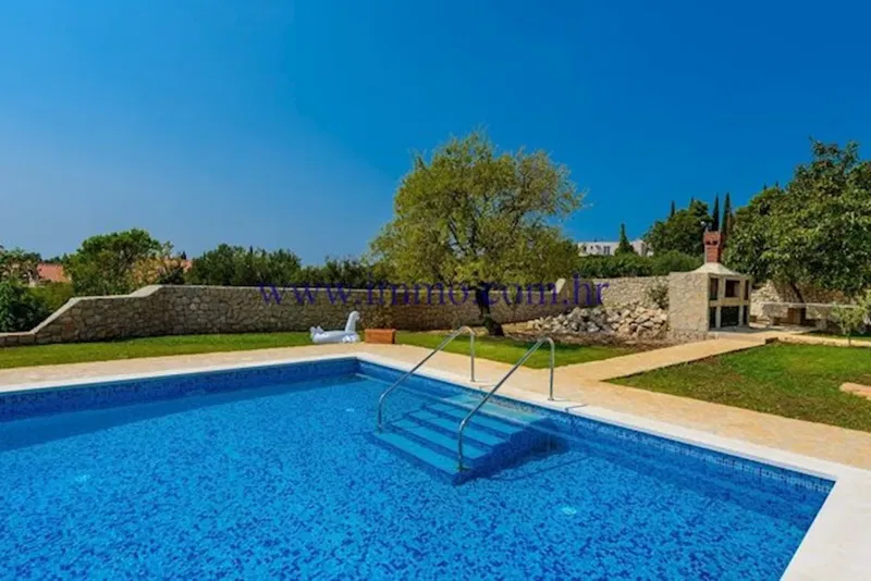 UNIQUE STONE VILLA WITH SWIMMING POOL – 2