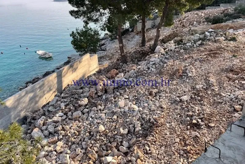 LUXURY VILLA IN AN EXCLUSIVE LOCATION – 2