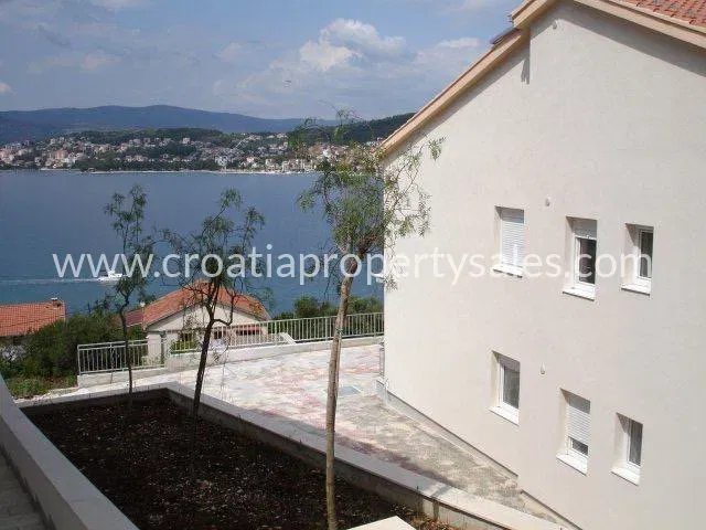 Trogir/Ciovo, house for sale, 850.000 € – 2