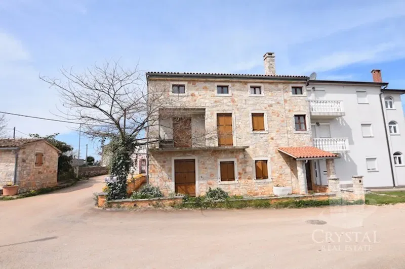 House in Novigrad – 2