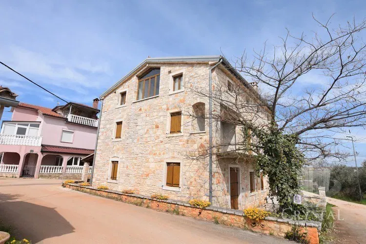 House in Novigrad – 3