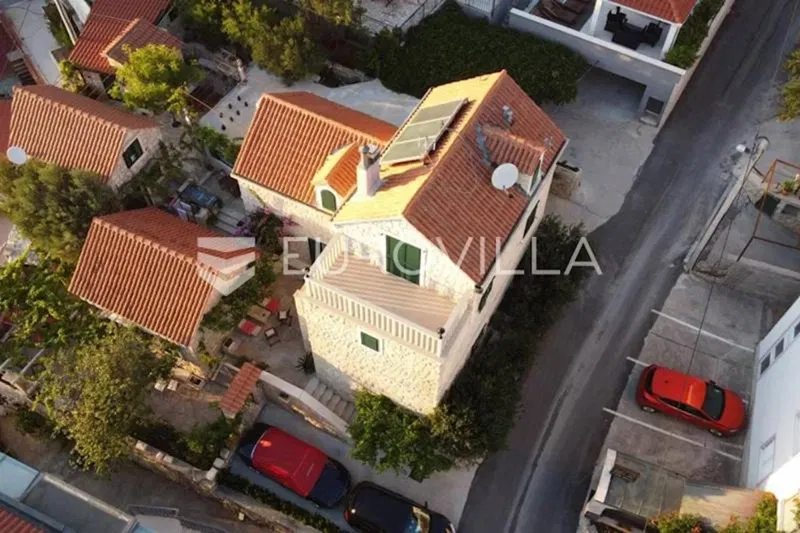 Dom Omiš – 3