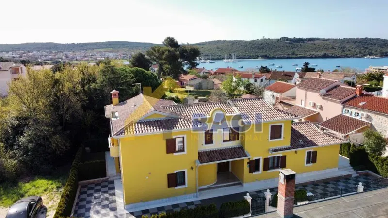 Casa Banjole, Medulin, 270m2 – 2