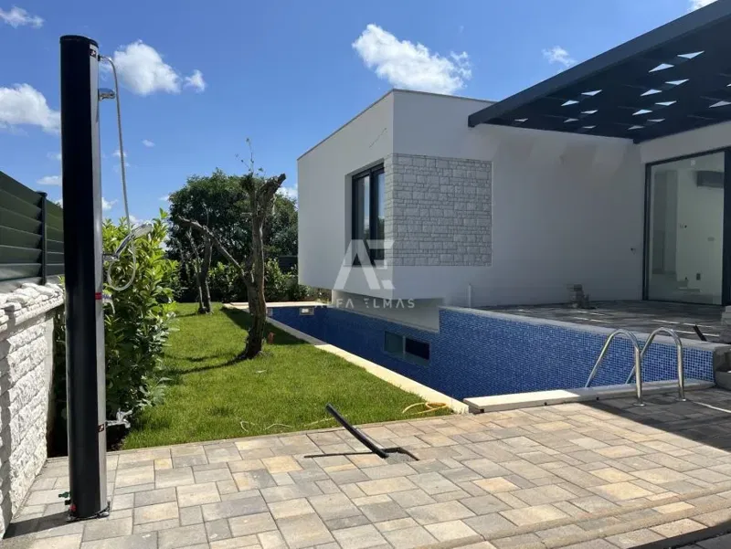 Luxury villa with a pool in a quiet location near Rovinj - ID 240 – 3