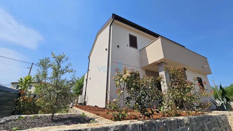 Krk Island, town of Krk, wider area, newly built semi-detached house with a swimming pool, yard, for sale – 2