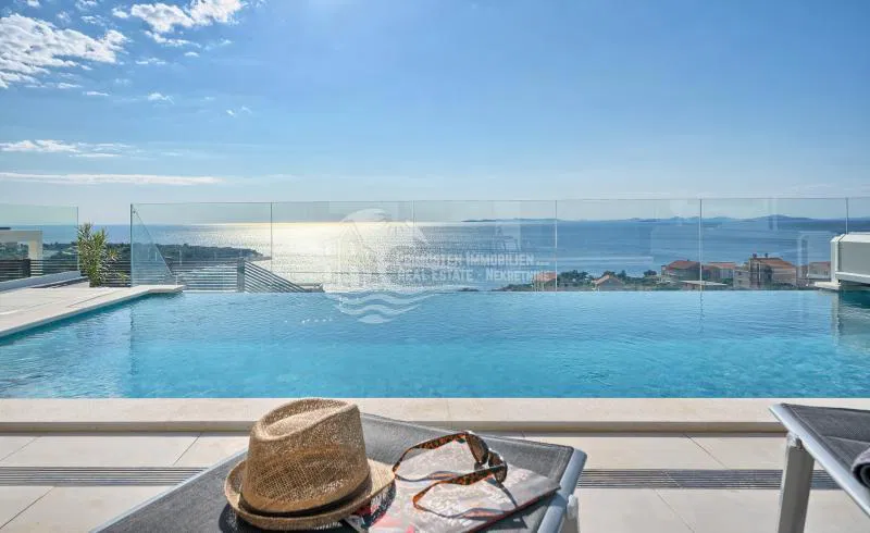 Moderna vila u Primoštenu 200 m od mora – 2