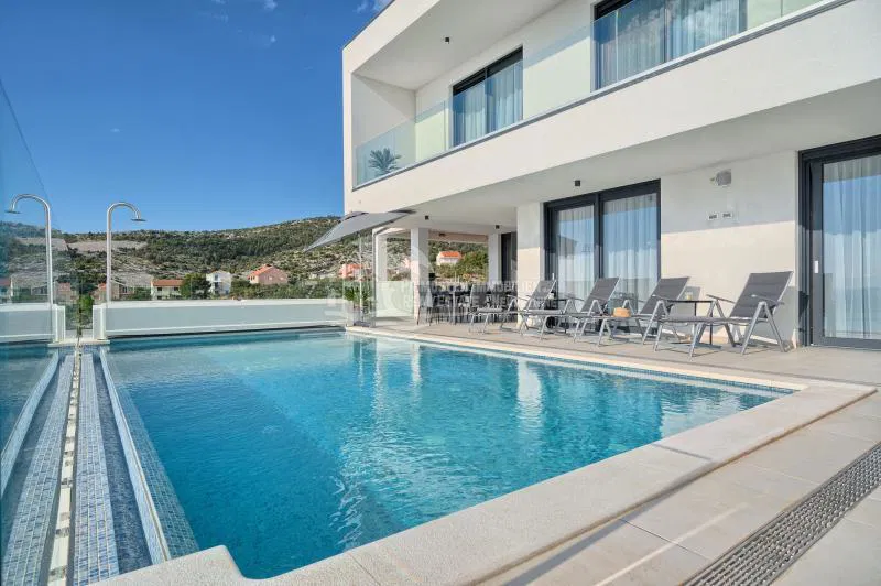 Moderna vila u Primoštenu 200 m od mora – 3