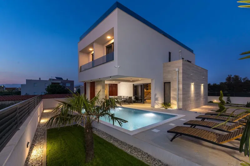 Newly Built Modern Villa with Pool in a Prime Location – Sea View Included! – 2