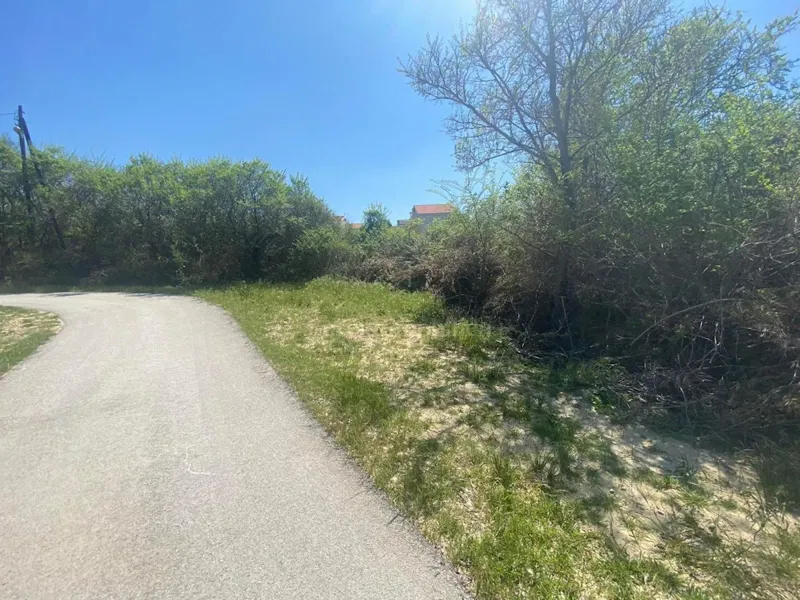 Building land first row to the sea, Razanac – 3
