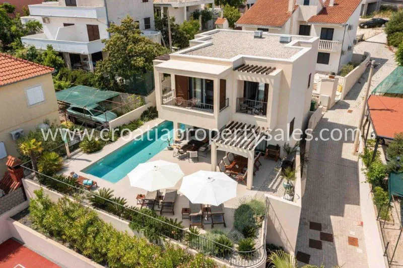 Dom Trogir – 2