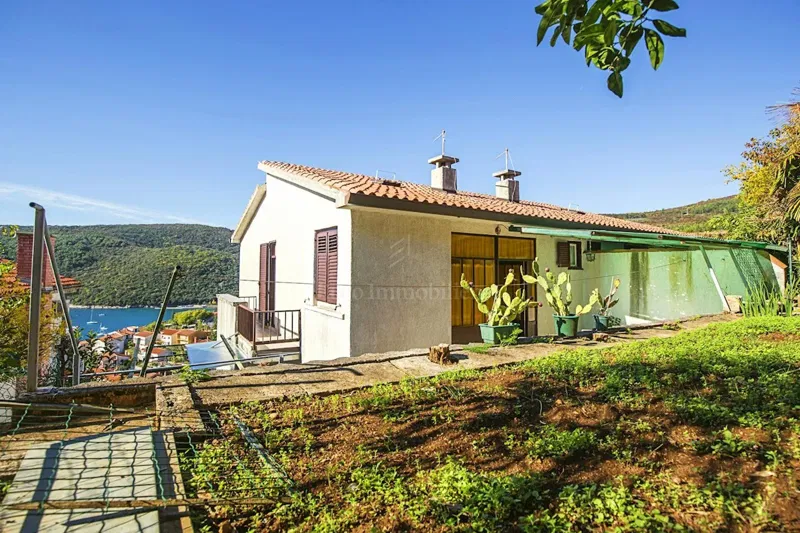 Beautiful semi-detached house with fantastic sea views – 2