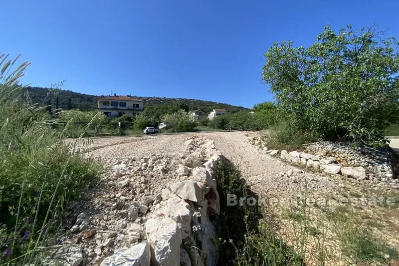 Building land – 2