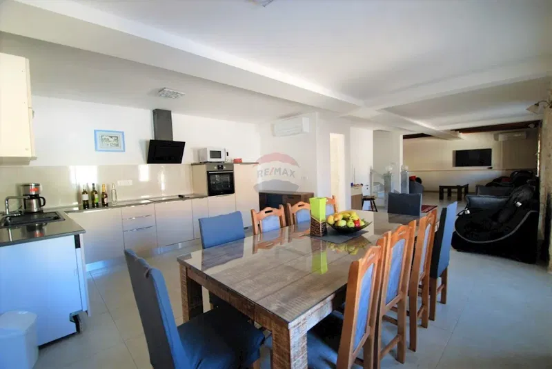 Дом Rovinjsko Selo, Rovinj, 210m2 – 3