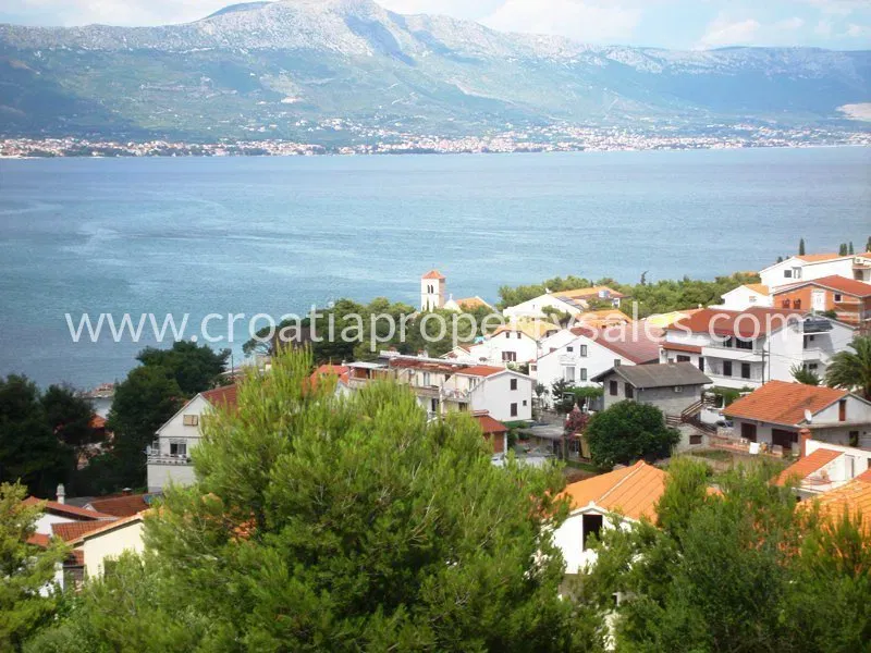 Trogir/Ciovo, building land for sale, 503.400 € – 2