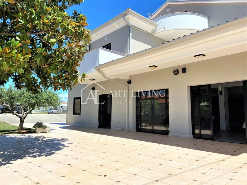 Umag-okolica, apartmajska vila 150m od morja – 2