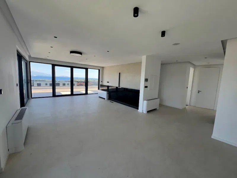 KRK! APARTMENT WITH THREE BEDROOMS ON THE SECOND FLOOR + ROOF TERRACE WITH SWIMMING POOL! – 3