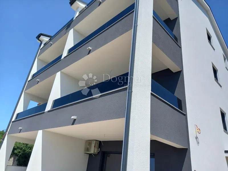 Dramalj, new building with garden – 2