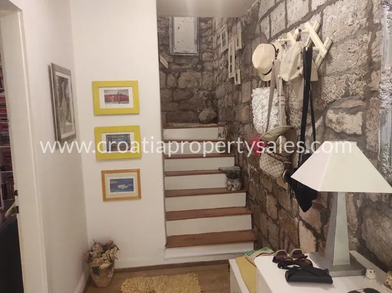 Dom Hvar – 3