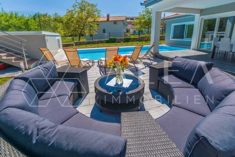 Modern villa with pool near Labin – 2