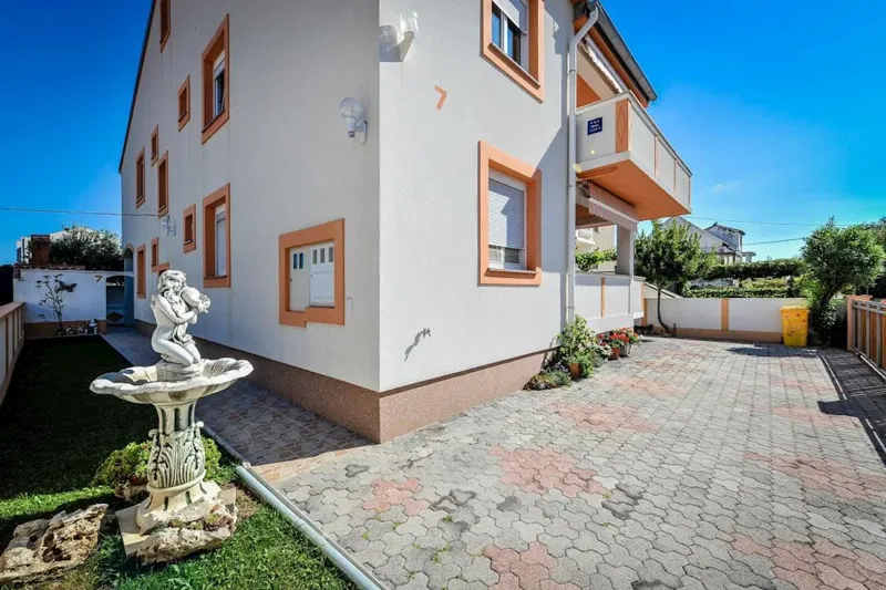 Casa Nin – 3