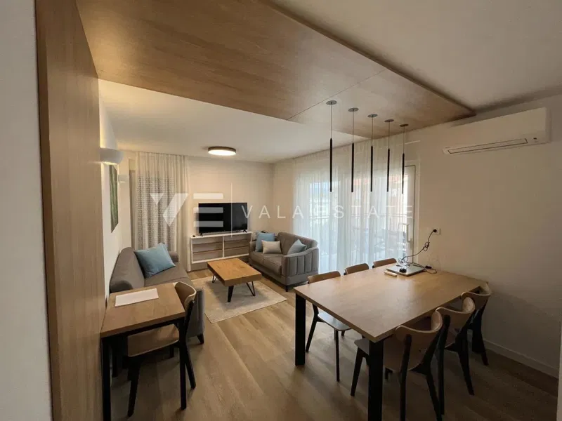 APPARTAMENTO MODERNOMENTE ARREDATO VICINO A SPLENDIDE SPIAGGE – 2